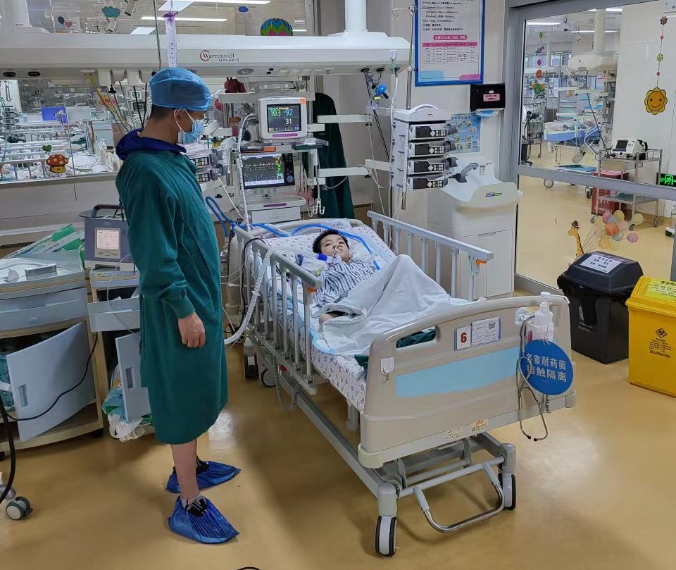 抚远市跨省救护车出租公司